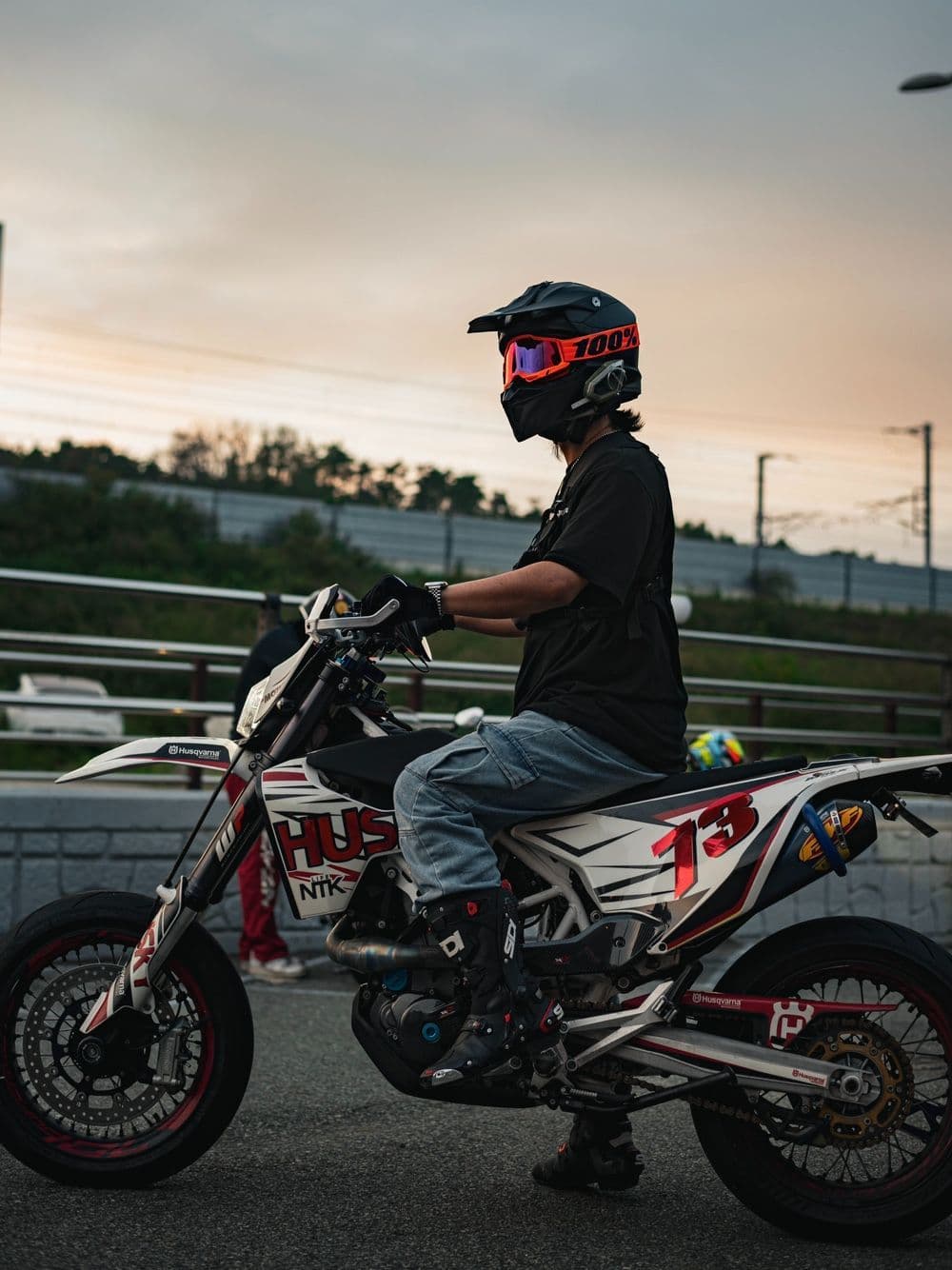 허스크바나 701 슈퍼모토 2