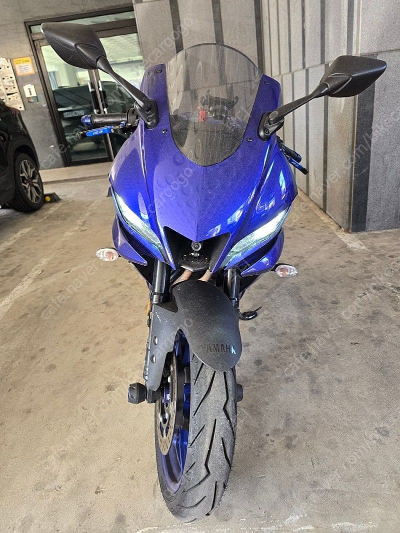 야마하 YZF R3 2