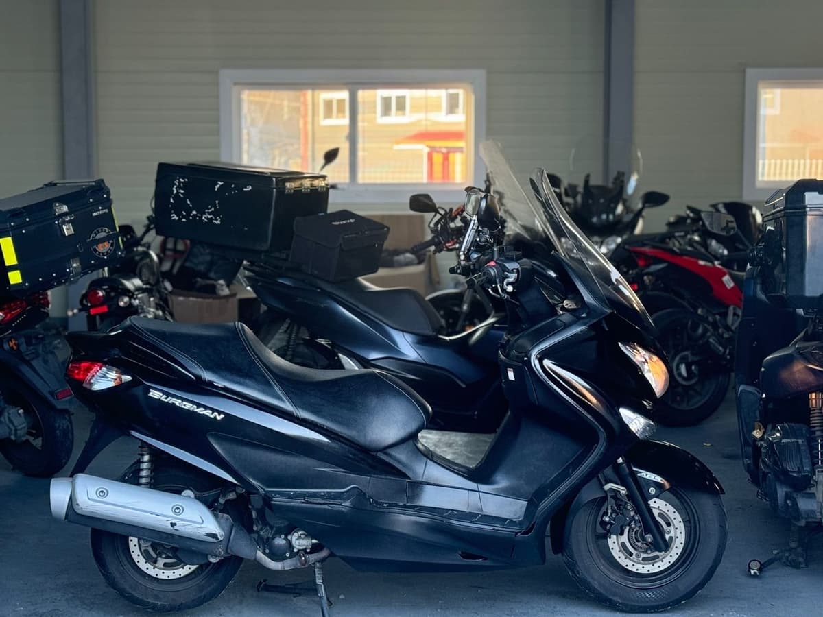 스즈키 버그만 125 4