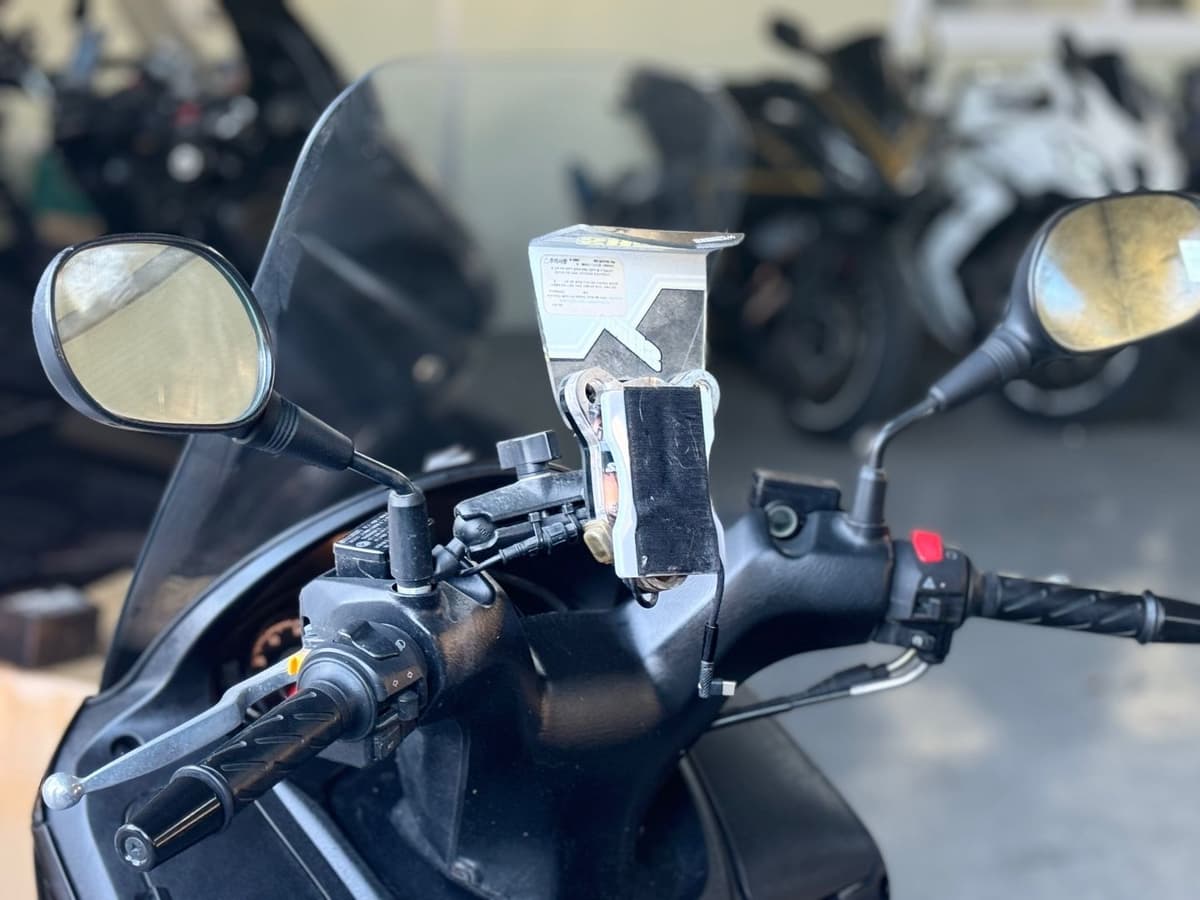 스즈키 버그만 125 9