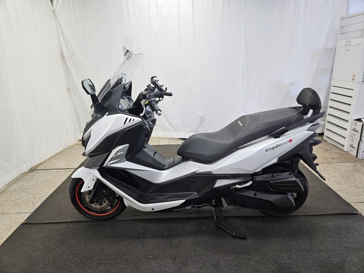 SYM 크루심 300 ABS 3