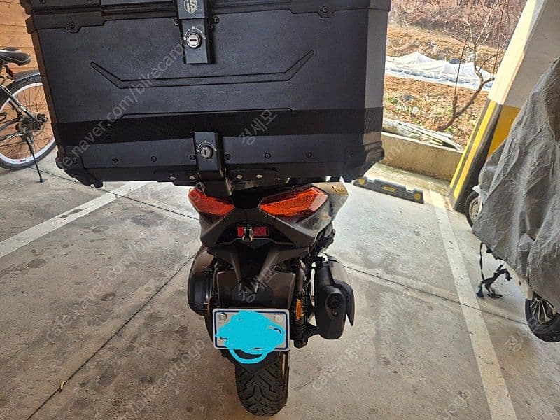 야마하 XMAX 300 ABS 5