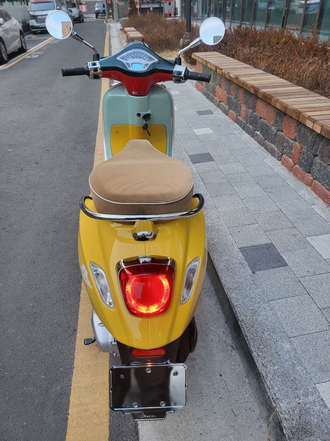 베스파 프리마베라 125 션우더스푼 more