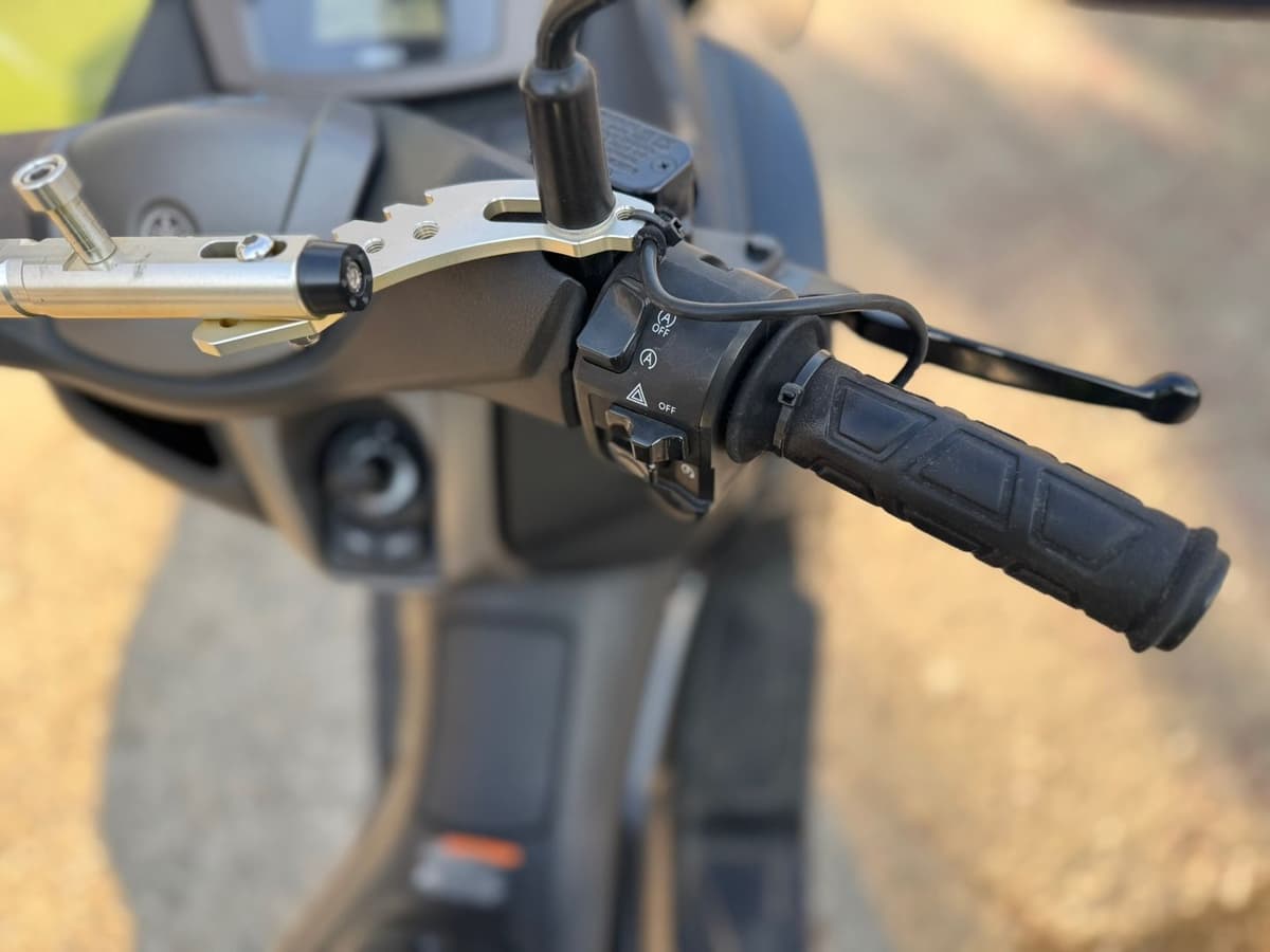 야마하 NMAX 125 10