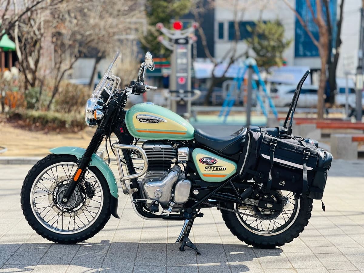 로얄엔필드 메테오 350 4