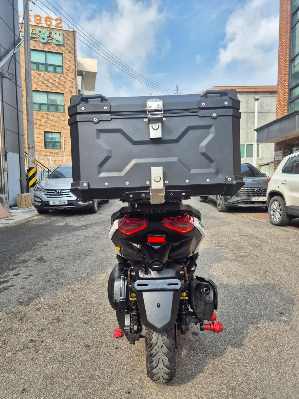 야마하 XMAX 300 ABS more