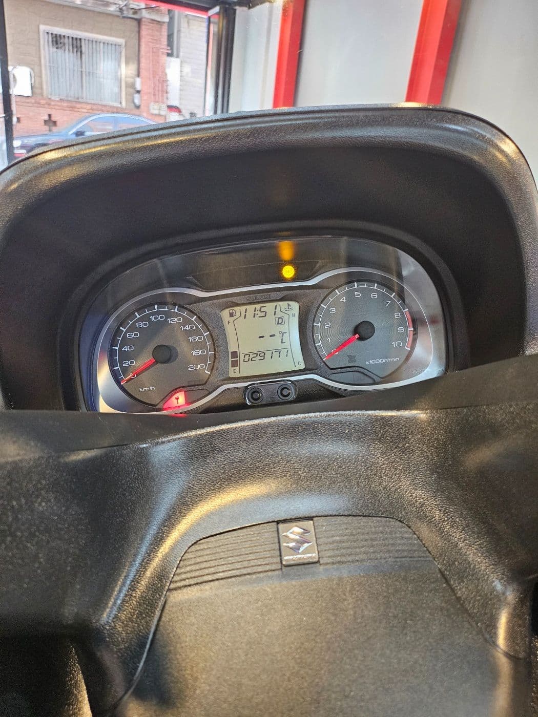 스즈키 버그만 650 익스큐티브 more