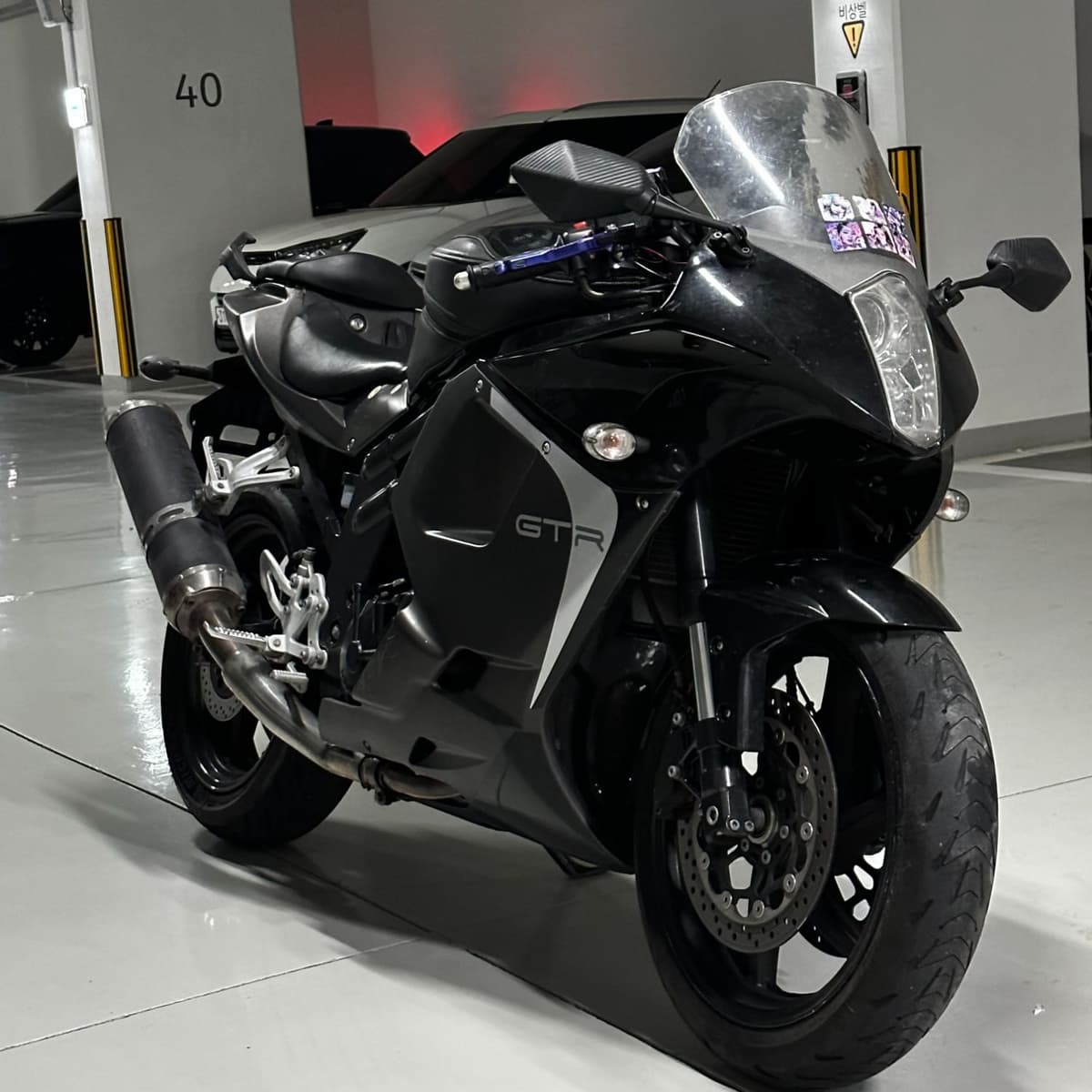 KR모터스 코멧 650 RC 1