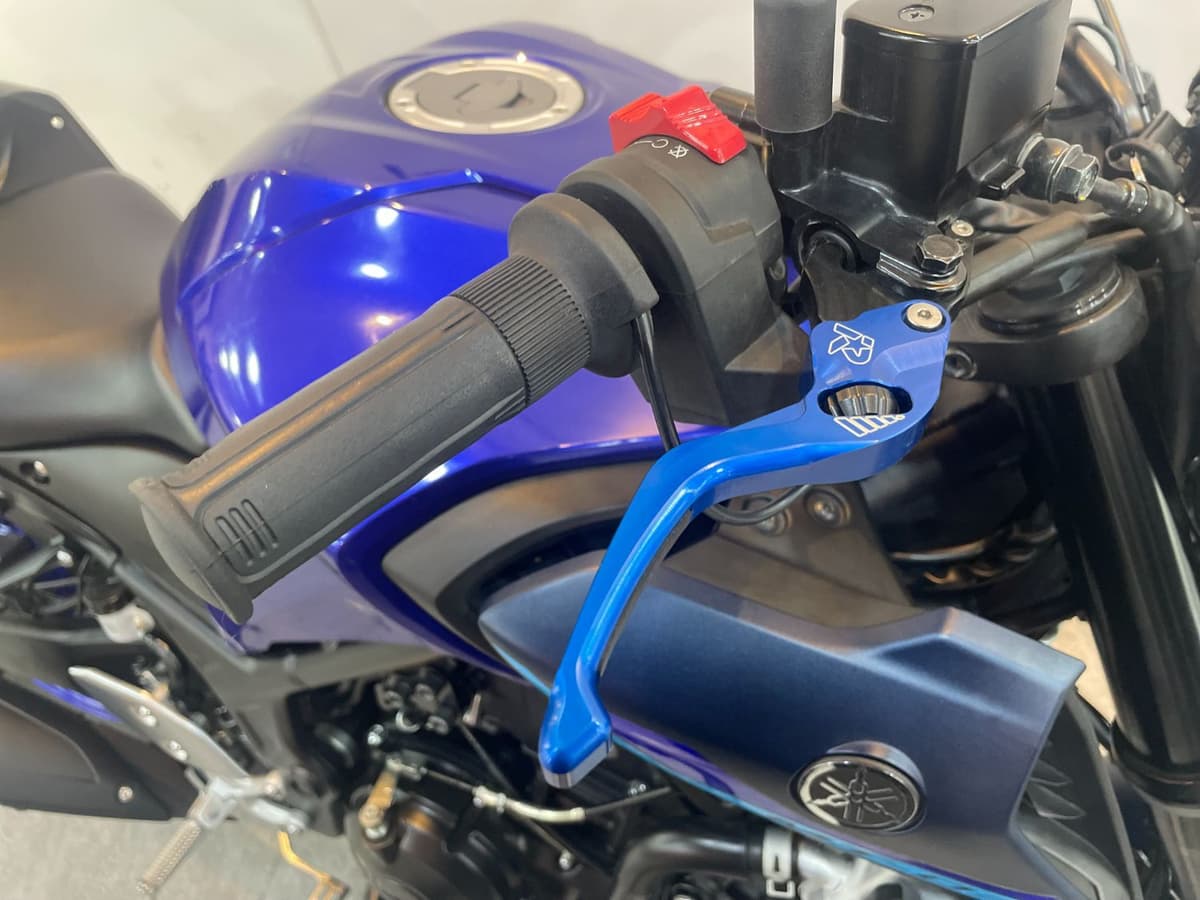 야마하 MT 03 more