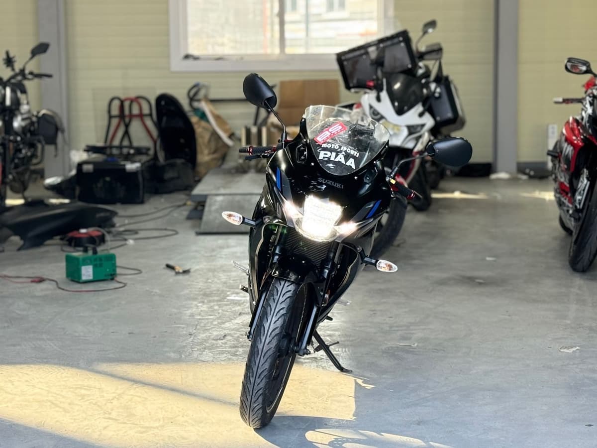 스즈키 GSX R 125 ABS 8