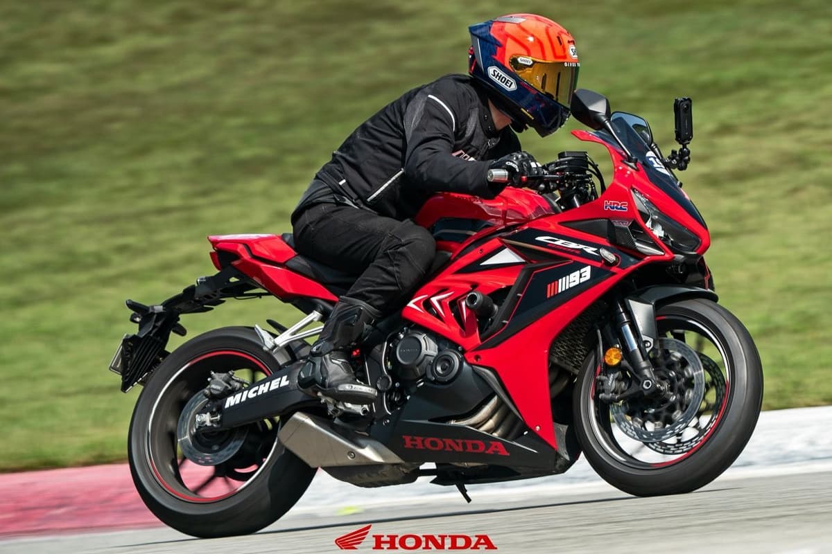 혼다 CBR 650 R MT 4