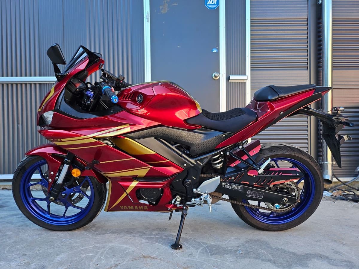 야마하 YZF R3 more