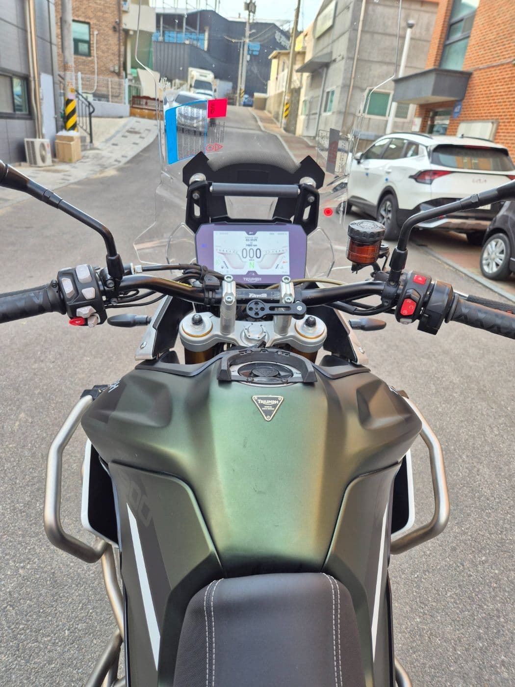 트라이엄프 타이거 900 랠리 프로 9