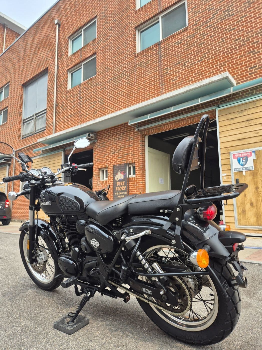 베넬리 임페리알레 400 ABS 5