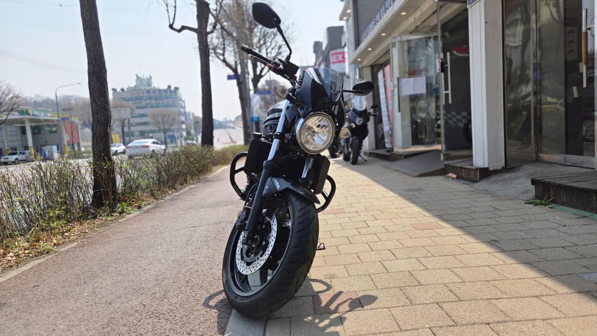 스즈키 SV 650 more