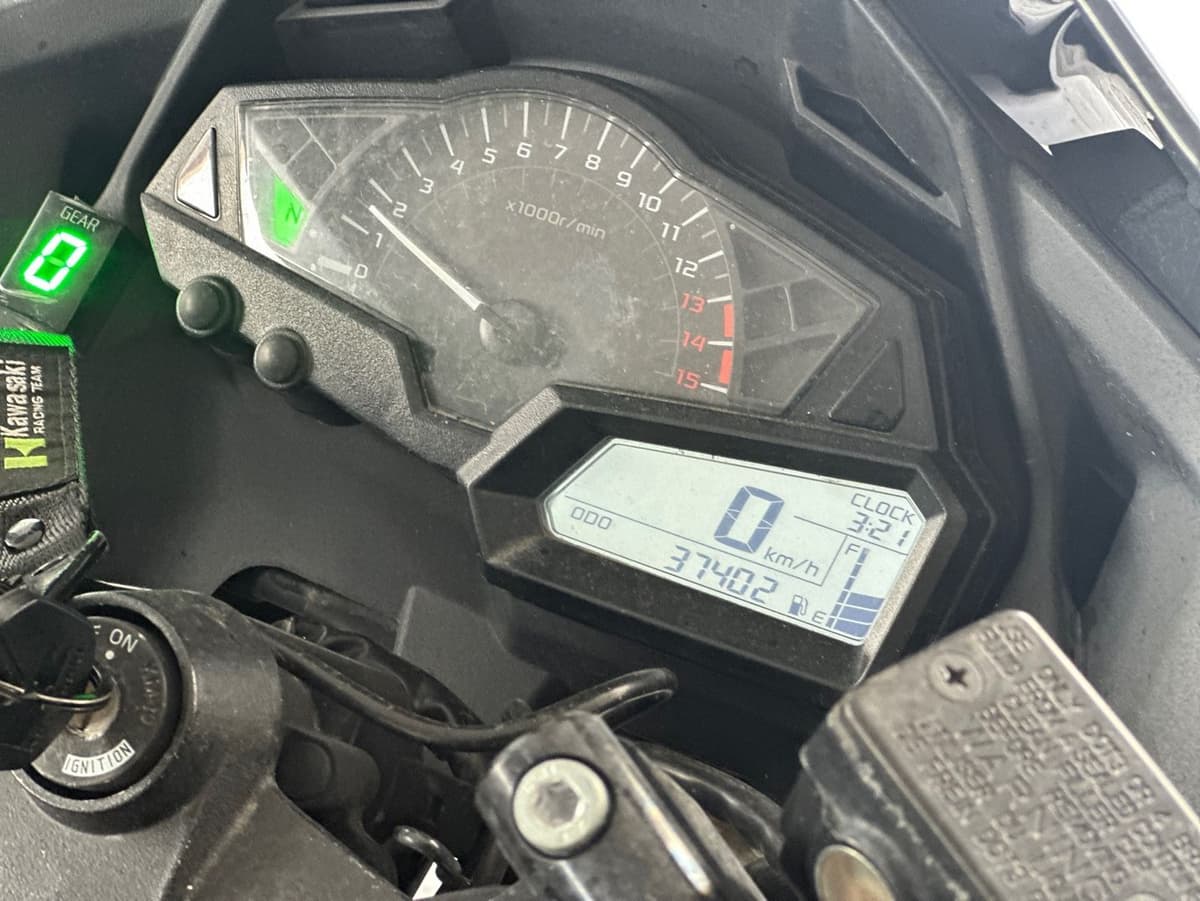 가와사키 닌자 300 ABS 10