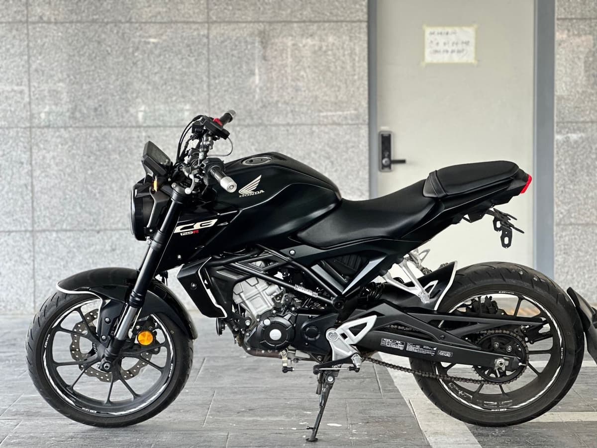 혼다 CB 125 R 4