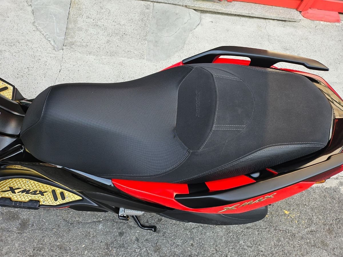 야마하 XMAX 300 ABS 7