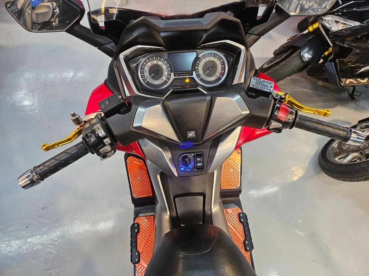 혼다 포르자 300 14