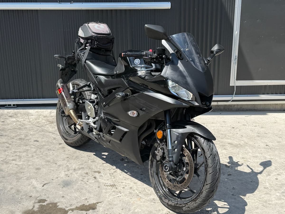야마하 YZF R3 more