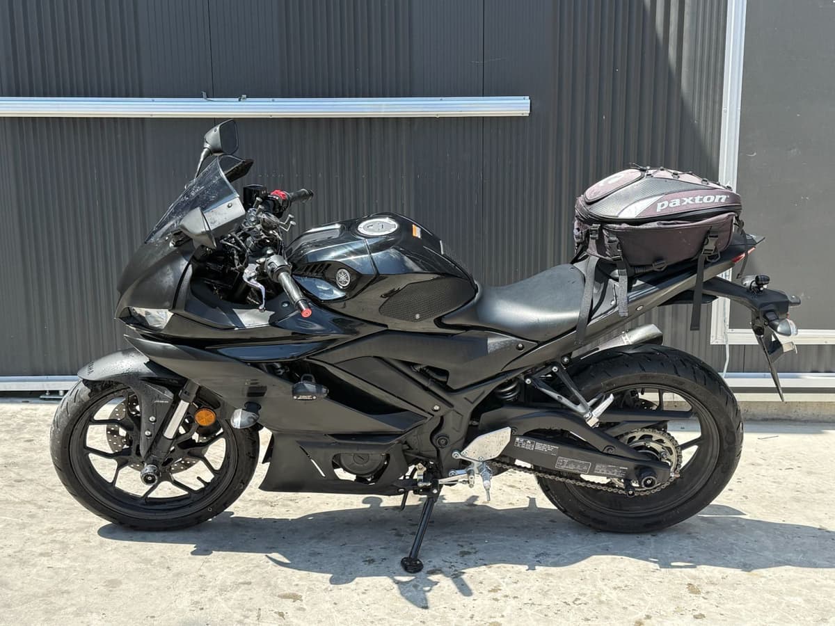 야마하 YZF R3 9
