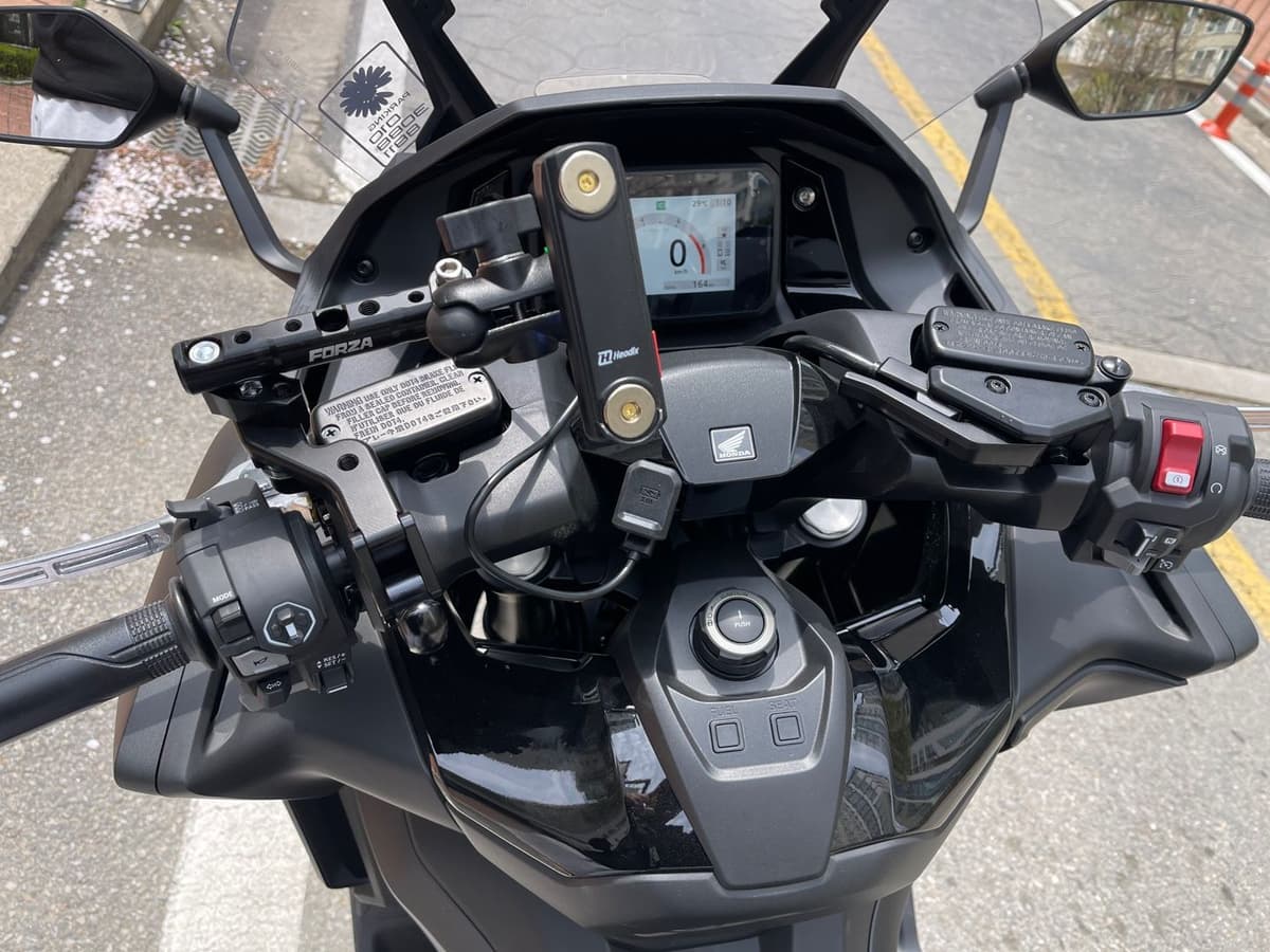 혼다 포르자 750 5