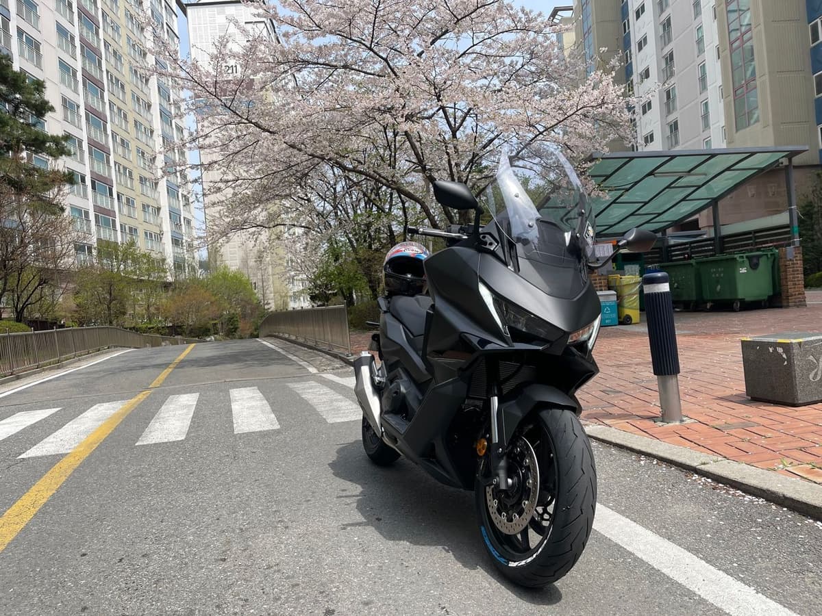 혼다 포르자 750 1