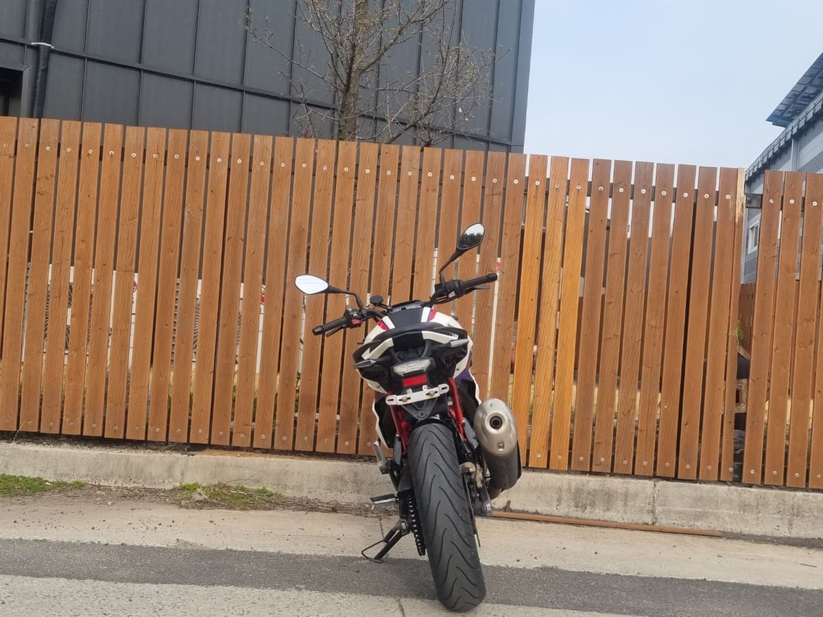 BMW G 310 R more