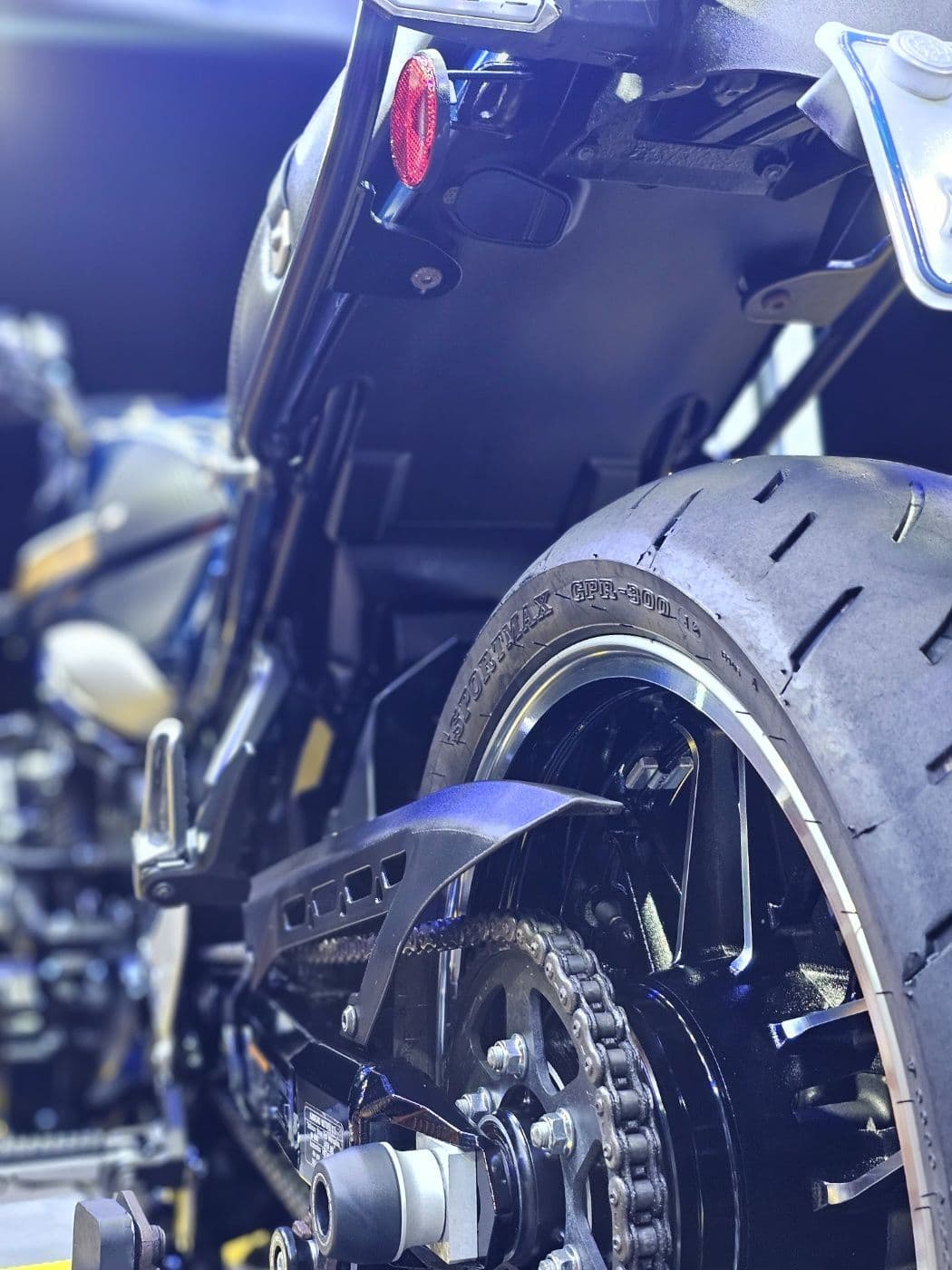 가와사키 Z 900 RS 5