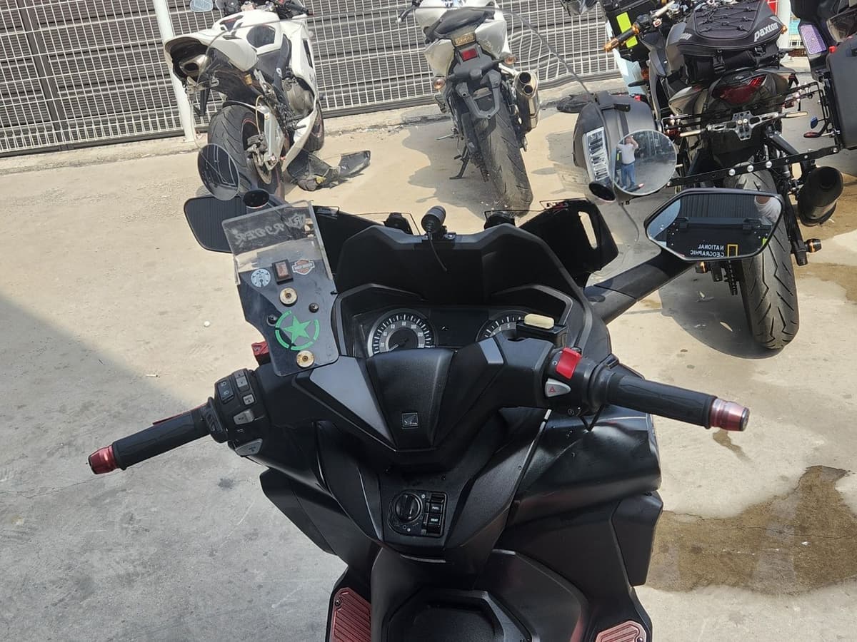 혼다 포르자 300 7