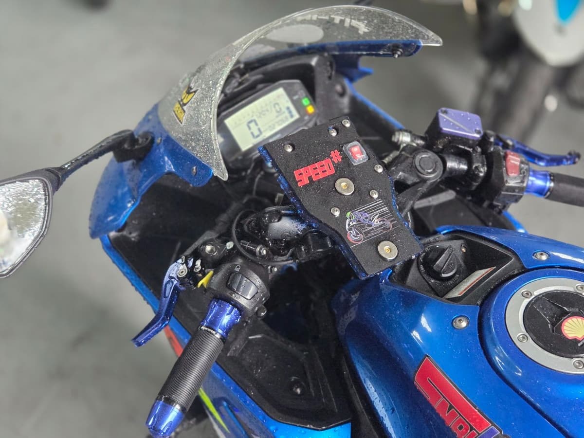 스즈키 GSX R 125 ABS more