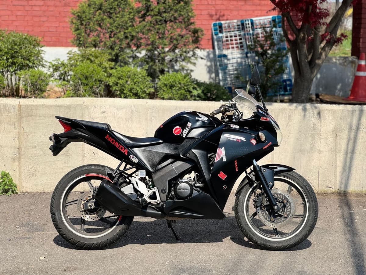혼다 CBR 125 R 2