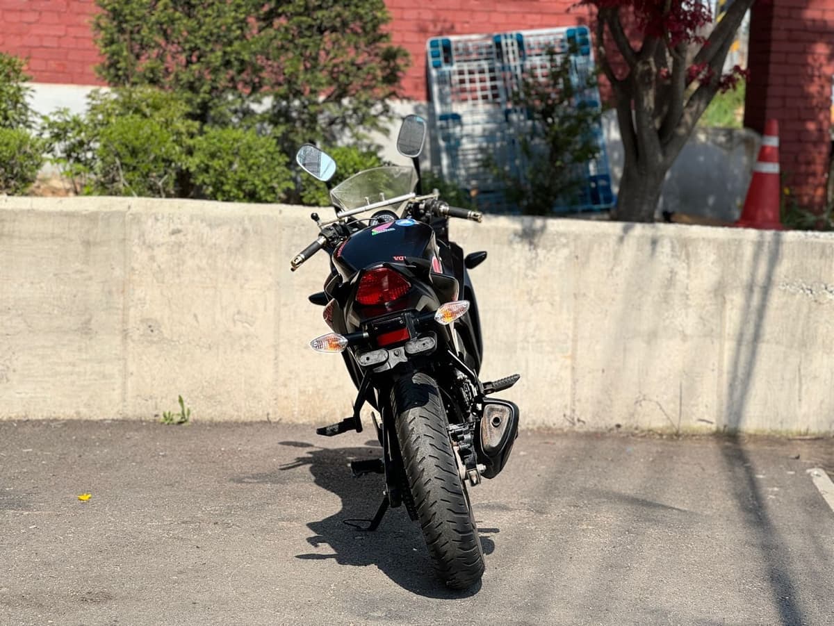혼다 CBR 125 R 4