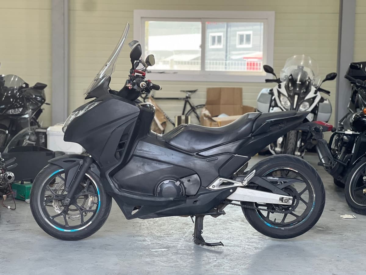 혼다 인테그라 750 5