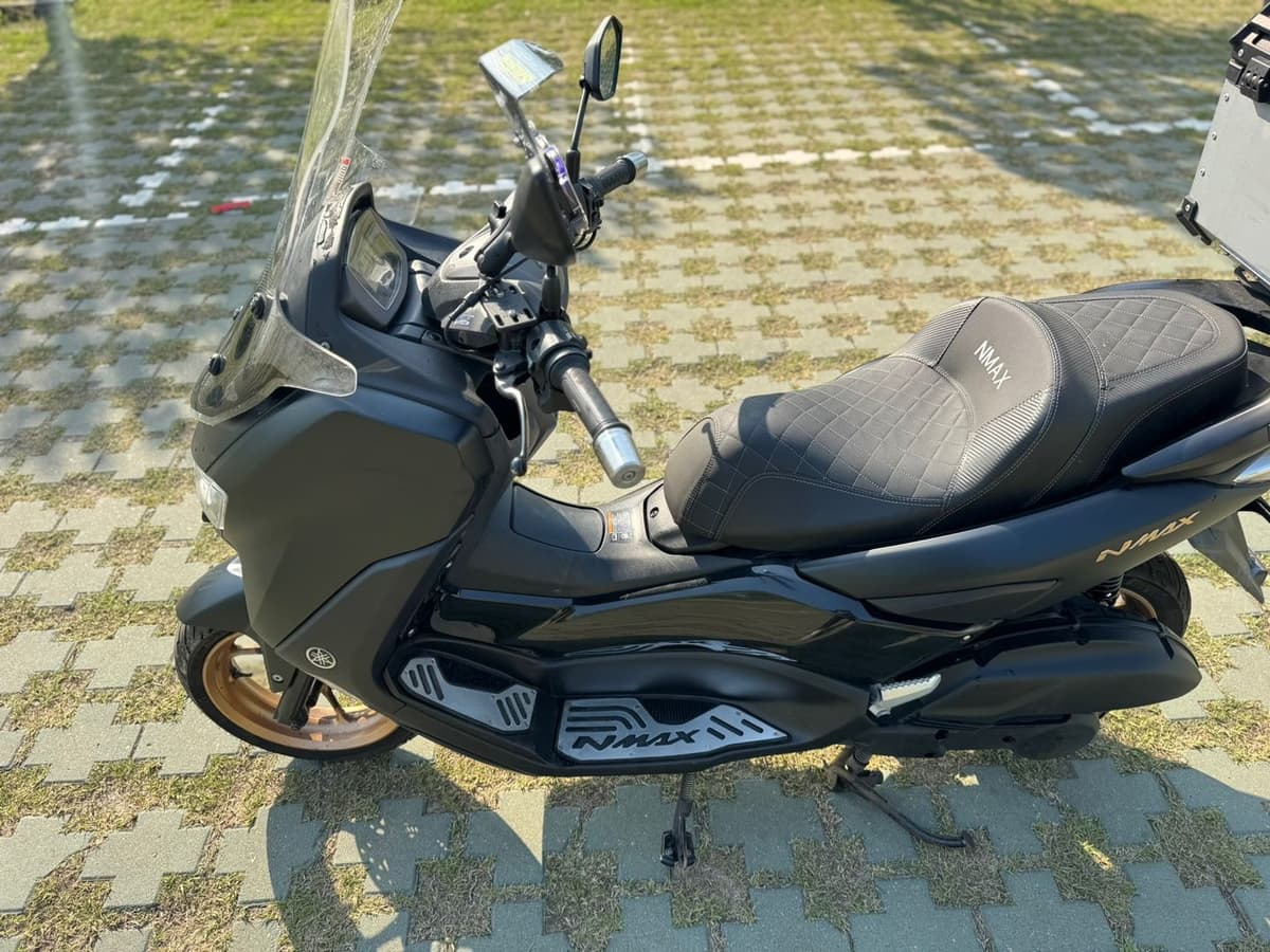 야마하 NMAX 125 11
