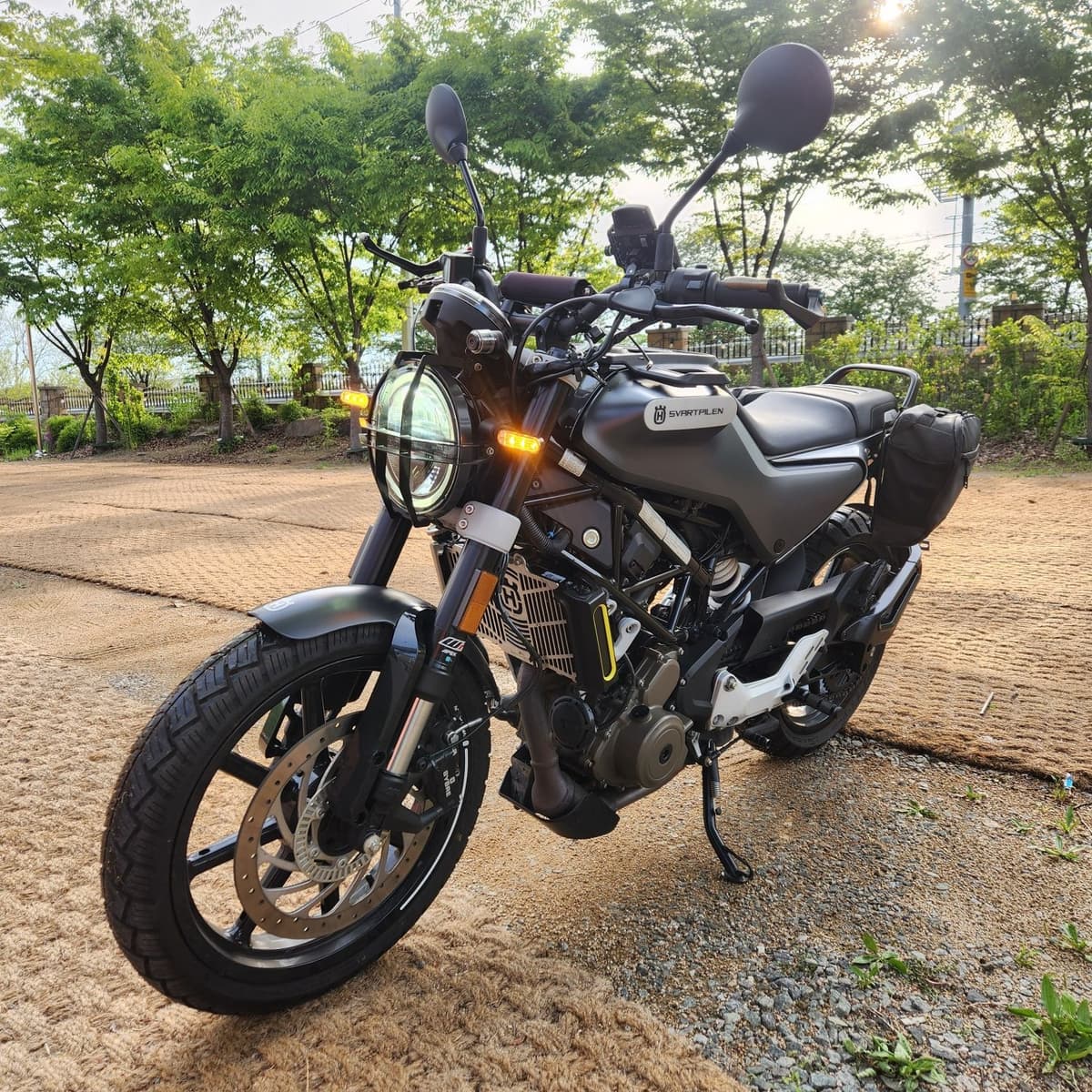 허스크바나 스바르트필렌 250 7