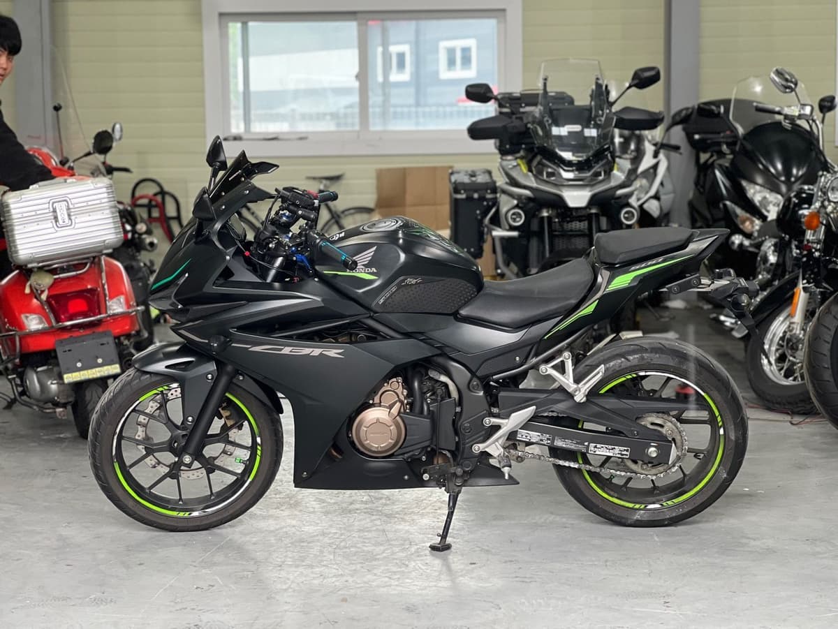 혼다 CBR 500 R more