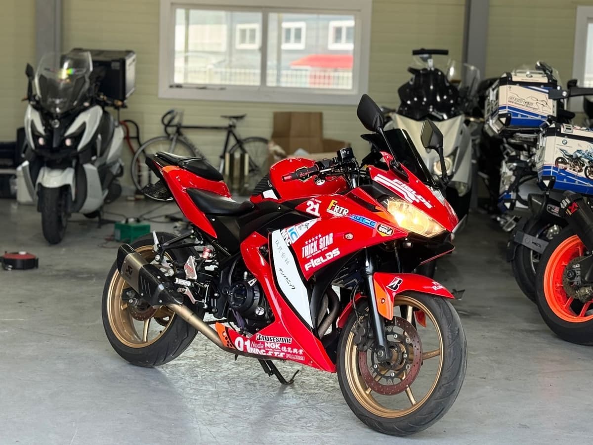 야마하 YZF R3 2