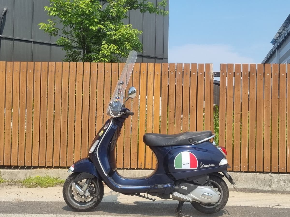 베스파 LX 125 more