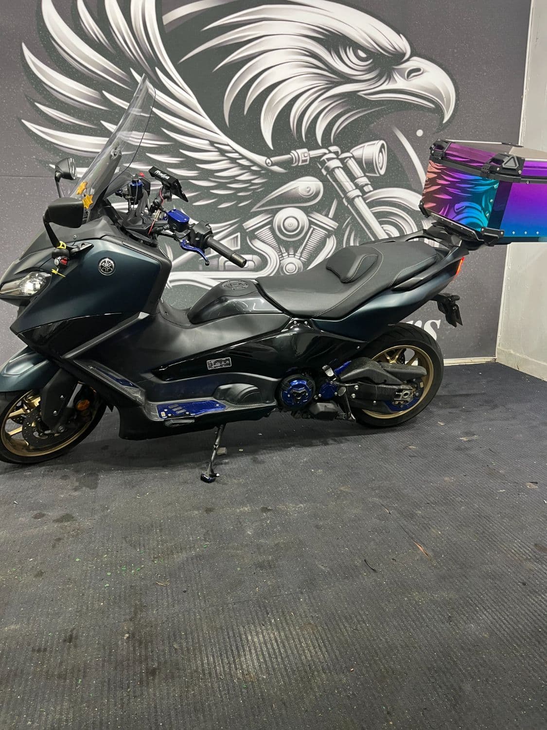 야마하 TMAX 560 2