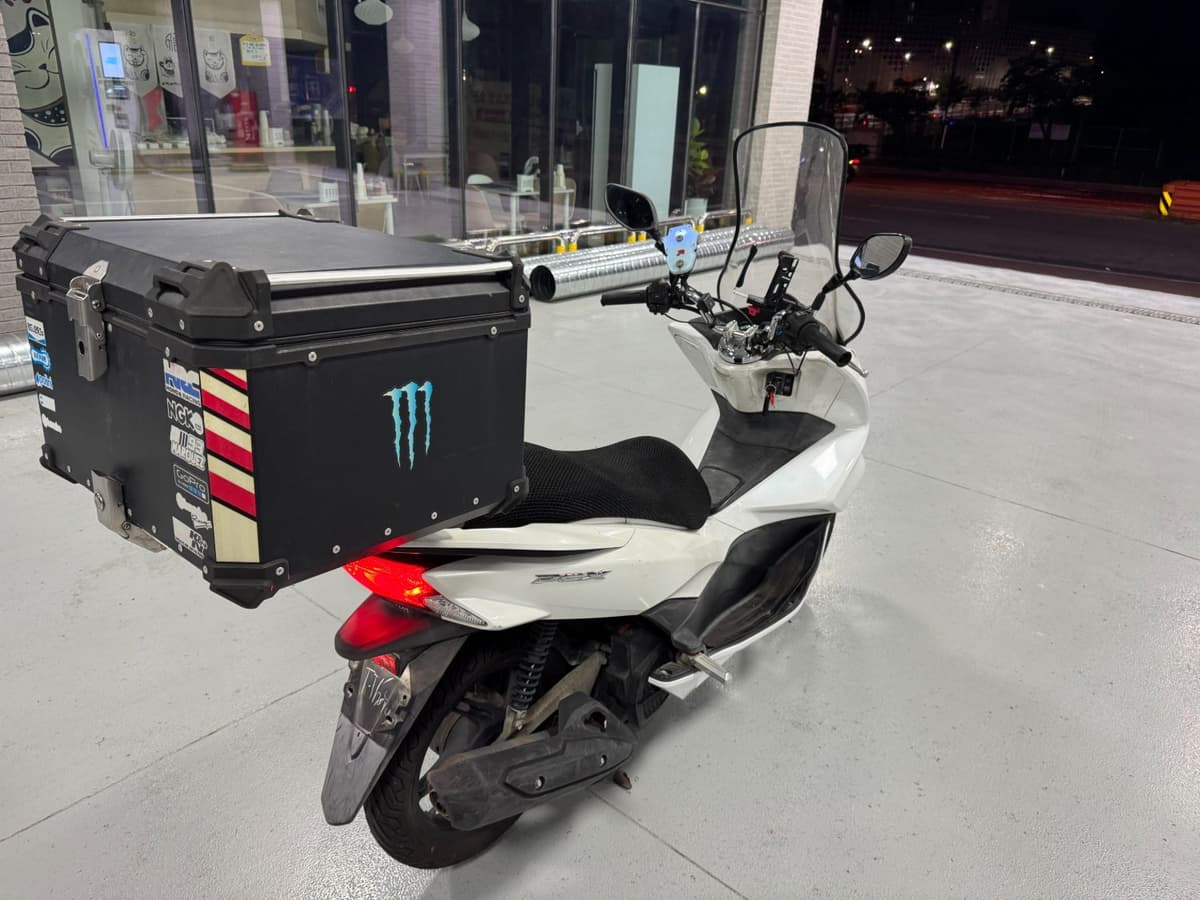 혼다 PCX 125 more