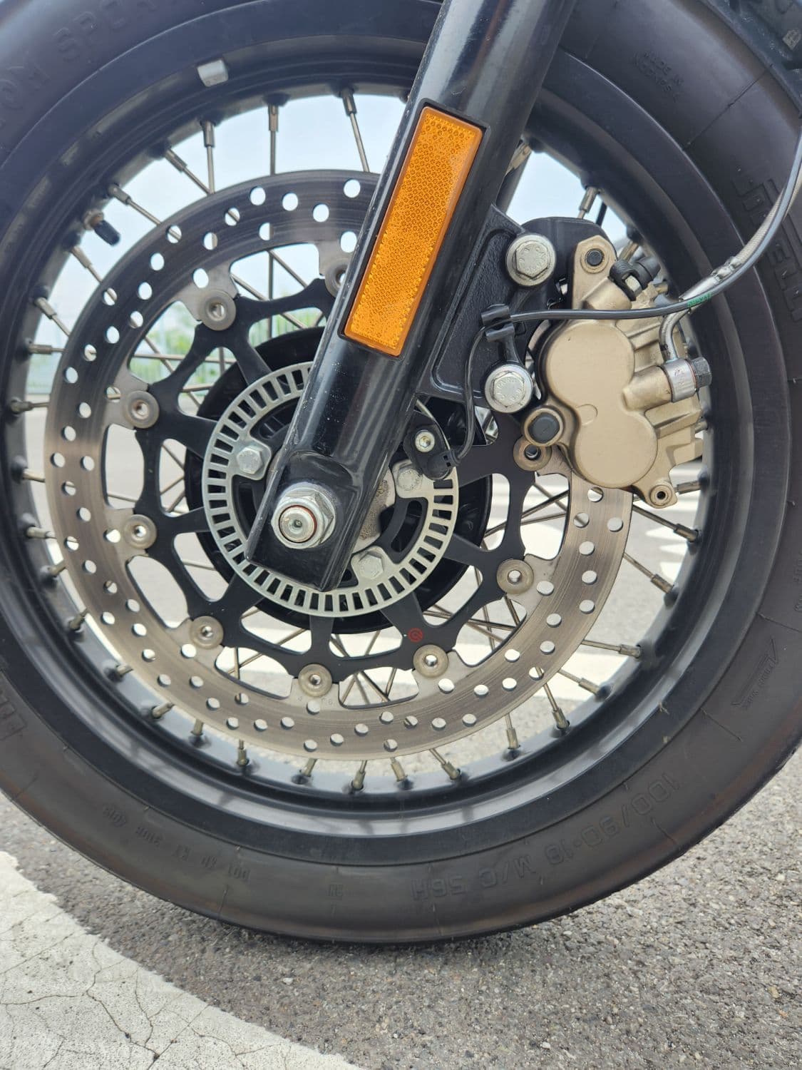 로얄엔필드 인터셉터 650 10