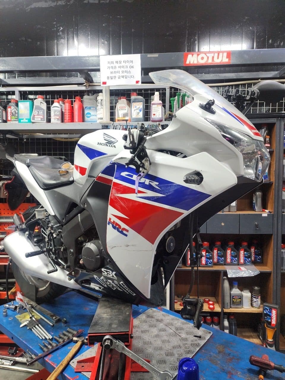 혼다 CBR 125 R 2