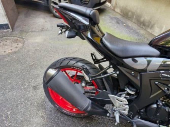 스즈키 GSX R 125 ABS 4