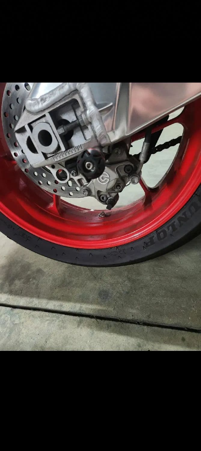 아프릴리아 RSV 4 RR 9