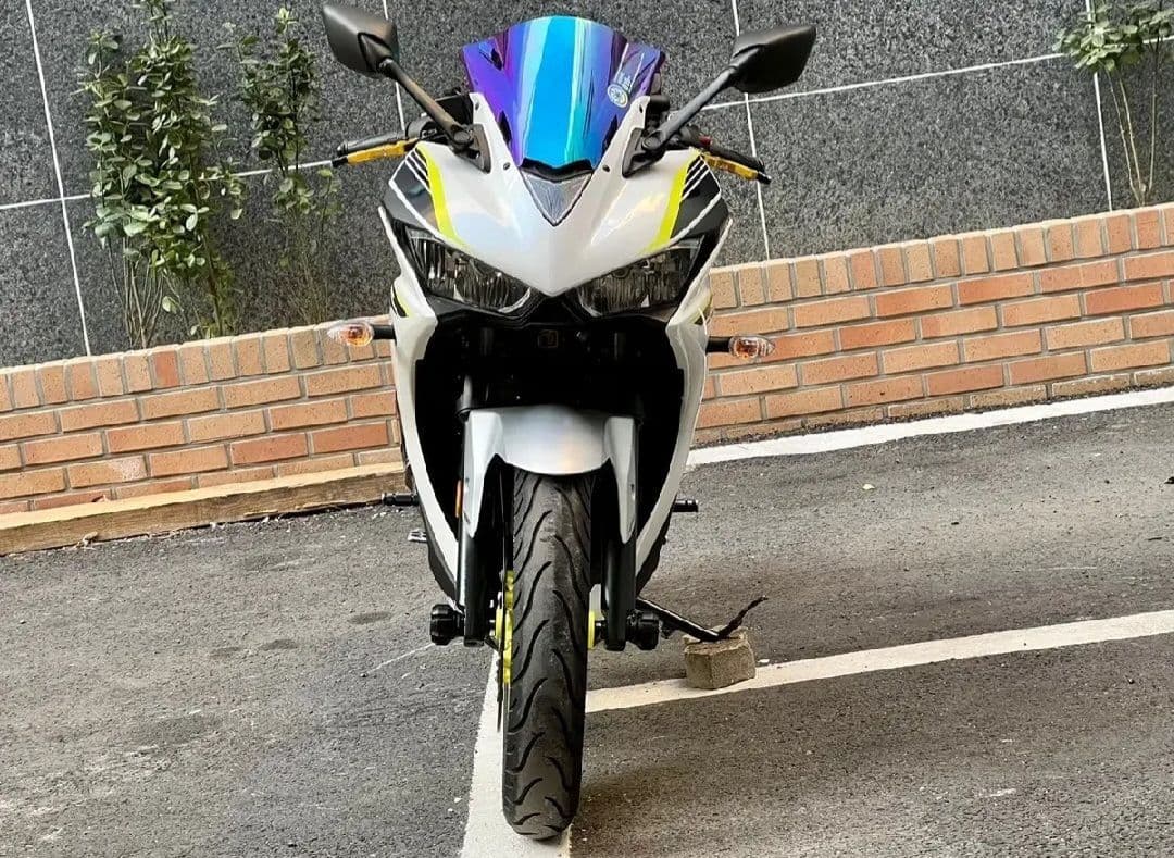 야마하 YZF R3 2