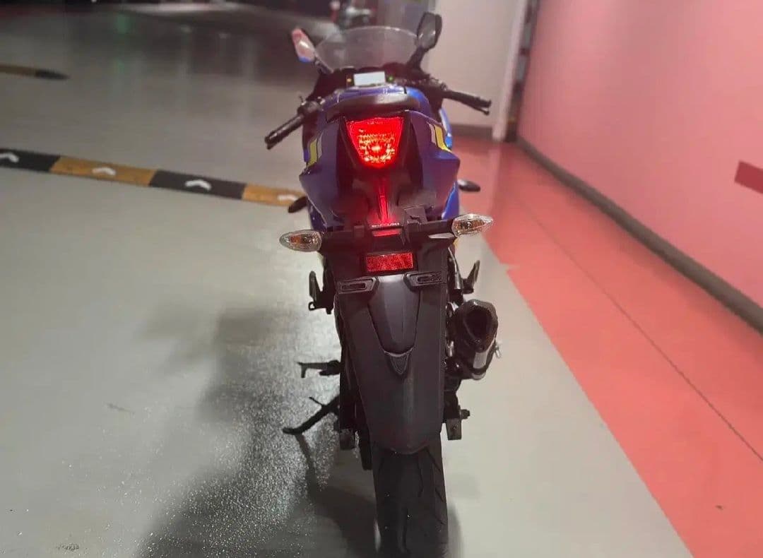 스즈키 GSX R 125 ABS 5