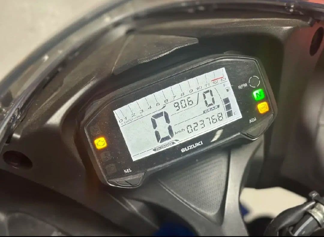 스즈키 GSX R 125 ABS 9