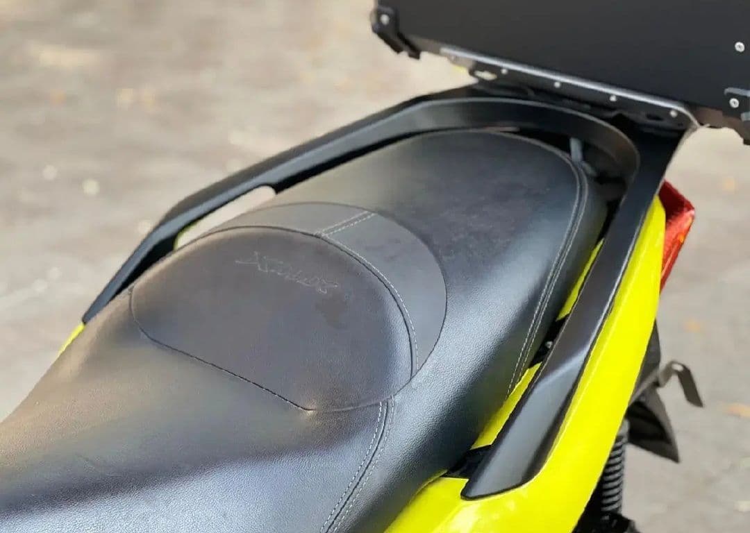 야마하 XMAX 300 ABS 5