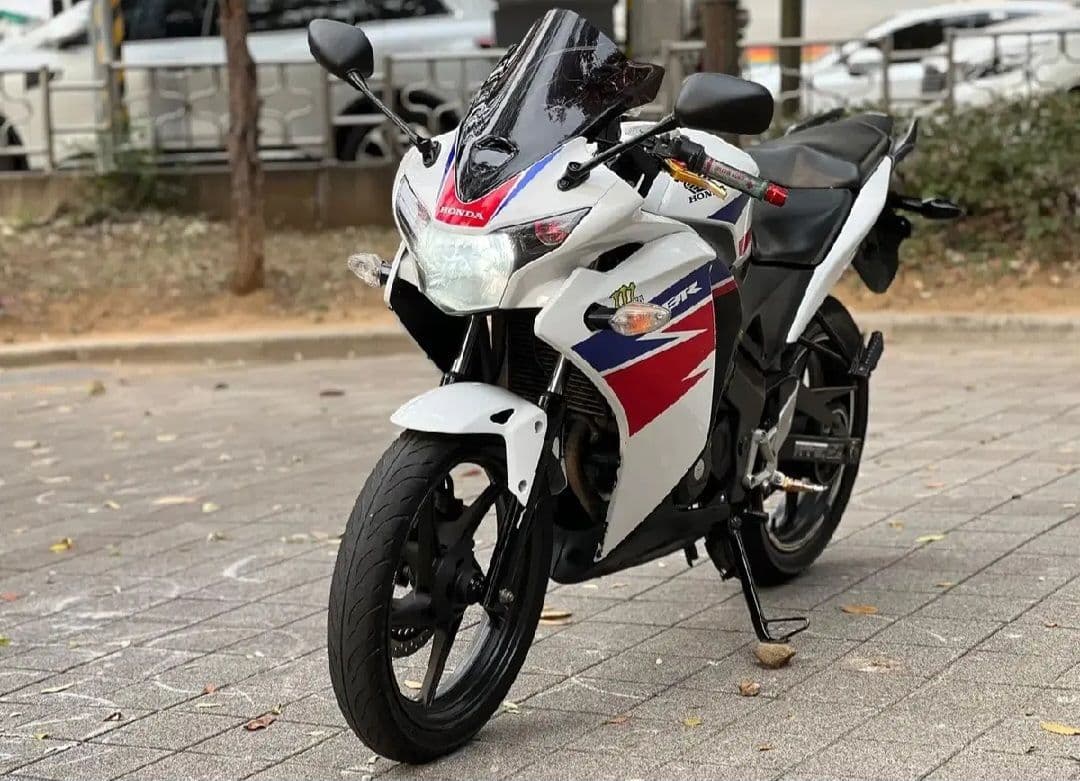 혼다 CBR 125 R 3